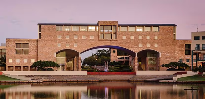 Bond University - Campus2.avif