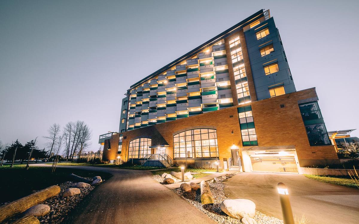 Campus Exterior 2.jpg