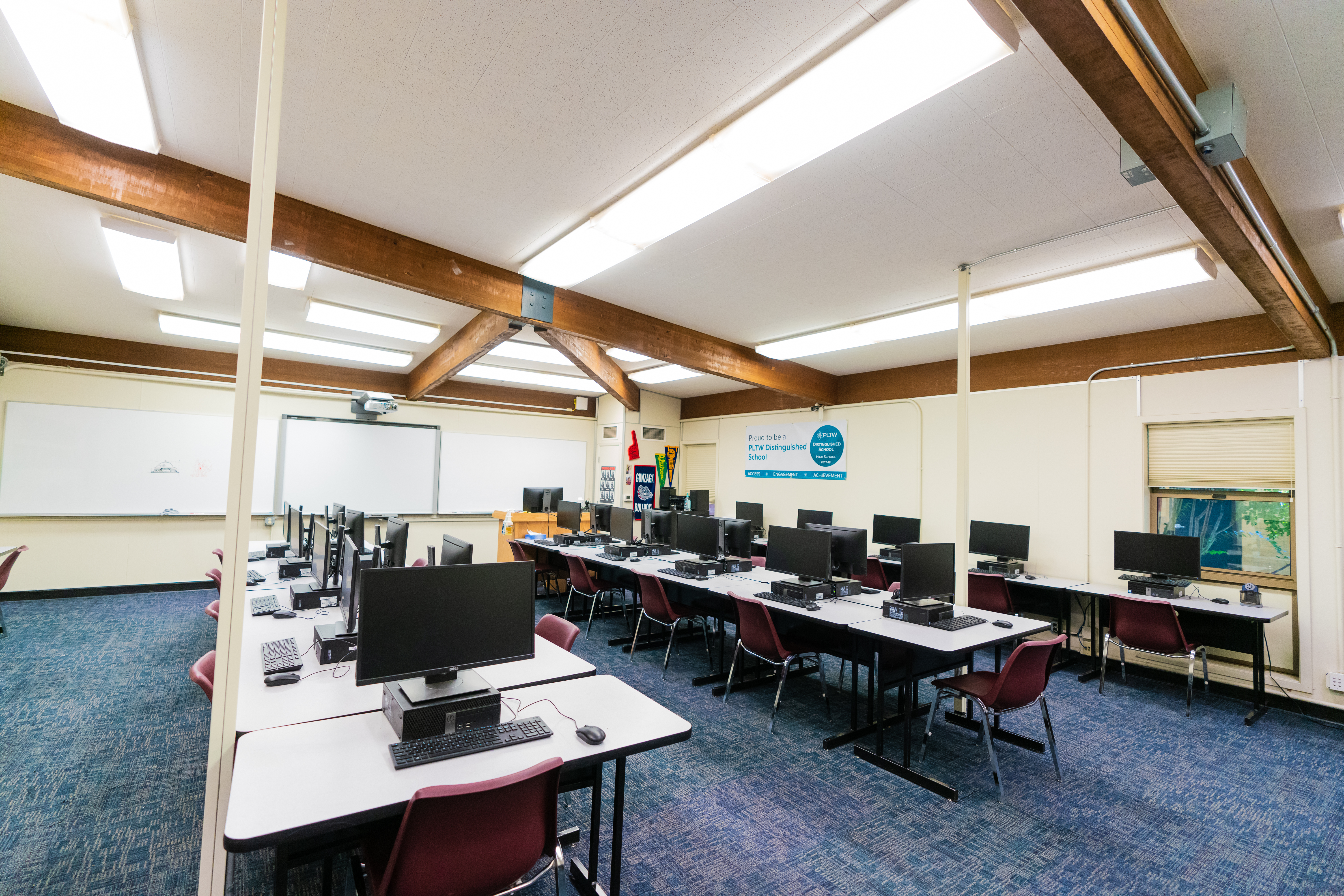ComputerLab01.jpg