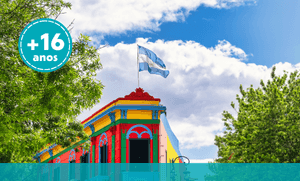 Aprenda espanhol em uma escola moderna e conectada à cultura local, combinando aulas interativas com a experiência de viver o idioma no dia a dia.