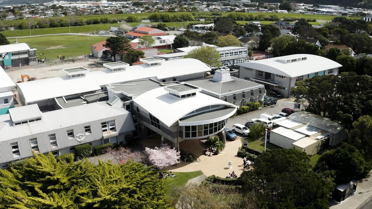 ESCOLA.jpg