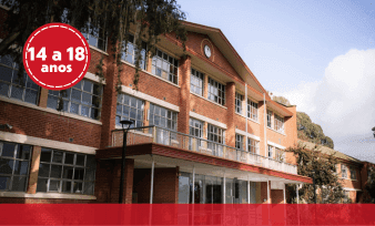 Viva o Ensino Médio na Austrália em uma escola reconhecida, com foco acadêmico, atividades extracurriculares e imersão cultural completa.