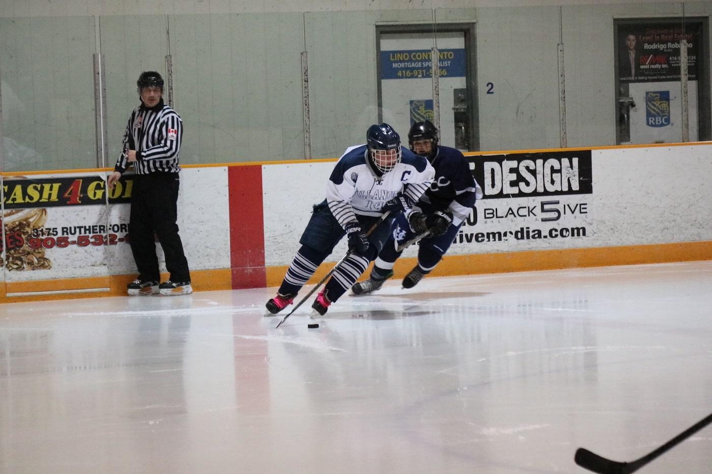 Hockey04-min.JPG