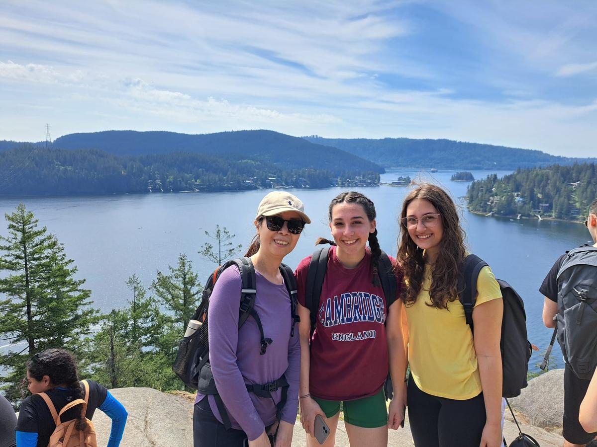 Homestay_Hike copy.jpg