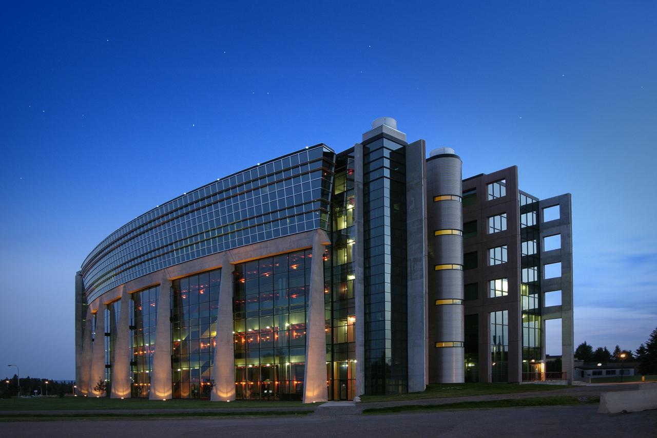 Lakehead Uni 5.jpg