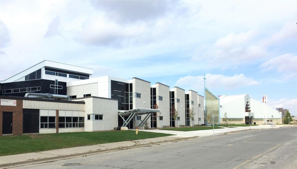 Lakeshore 1.jpg