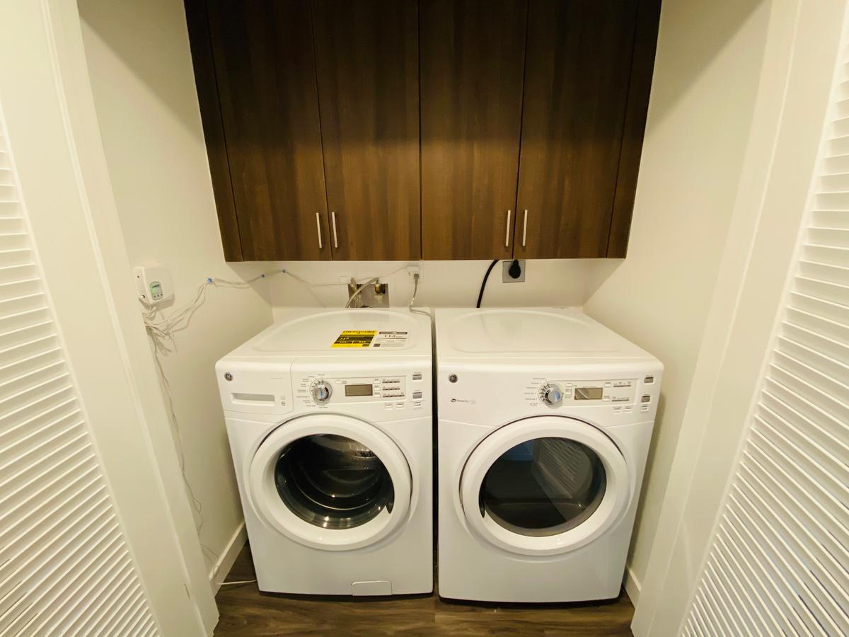 Residencia WashingMachine01.JPG