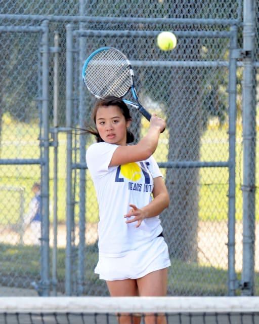 Tennis10a.jpg
