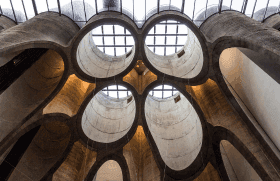 Um antigo silo virou um grande museu de arte africana