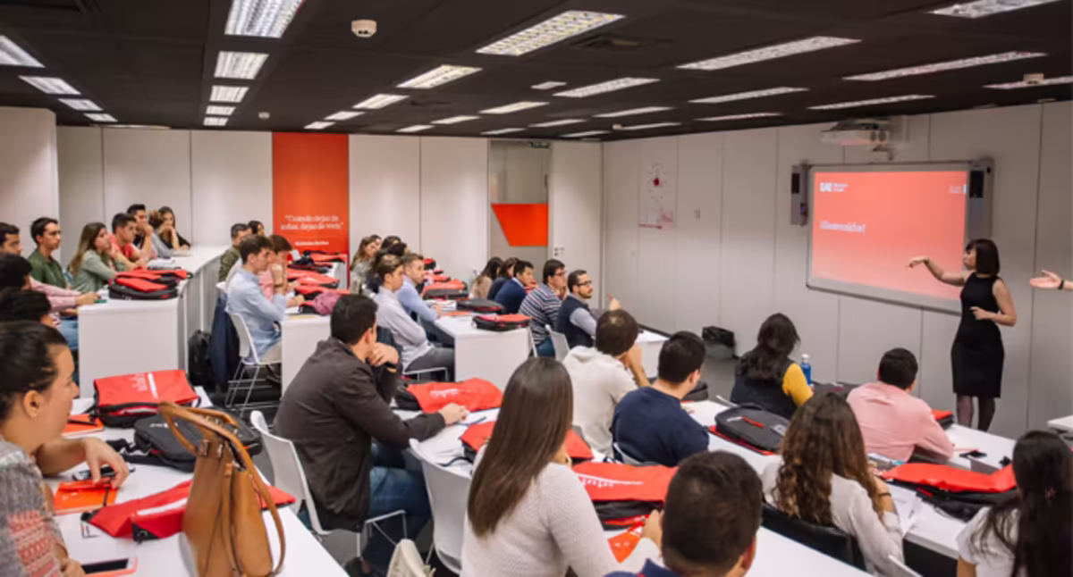 eae class.avif