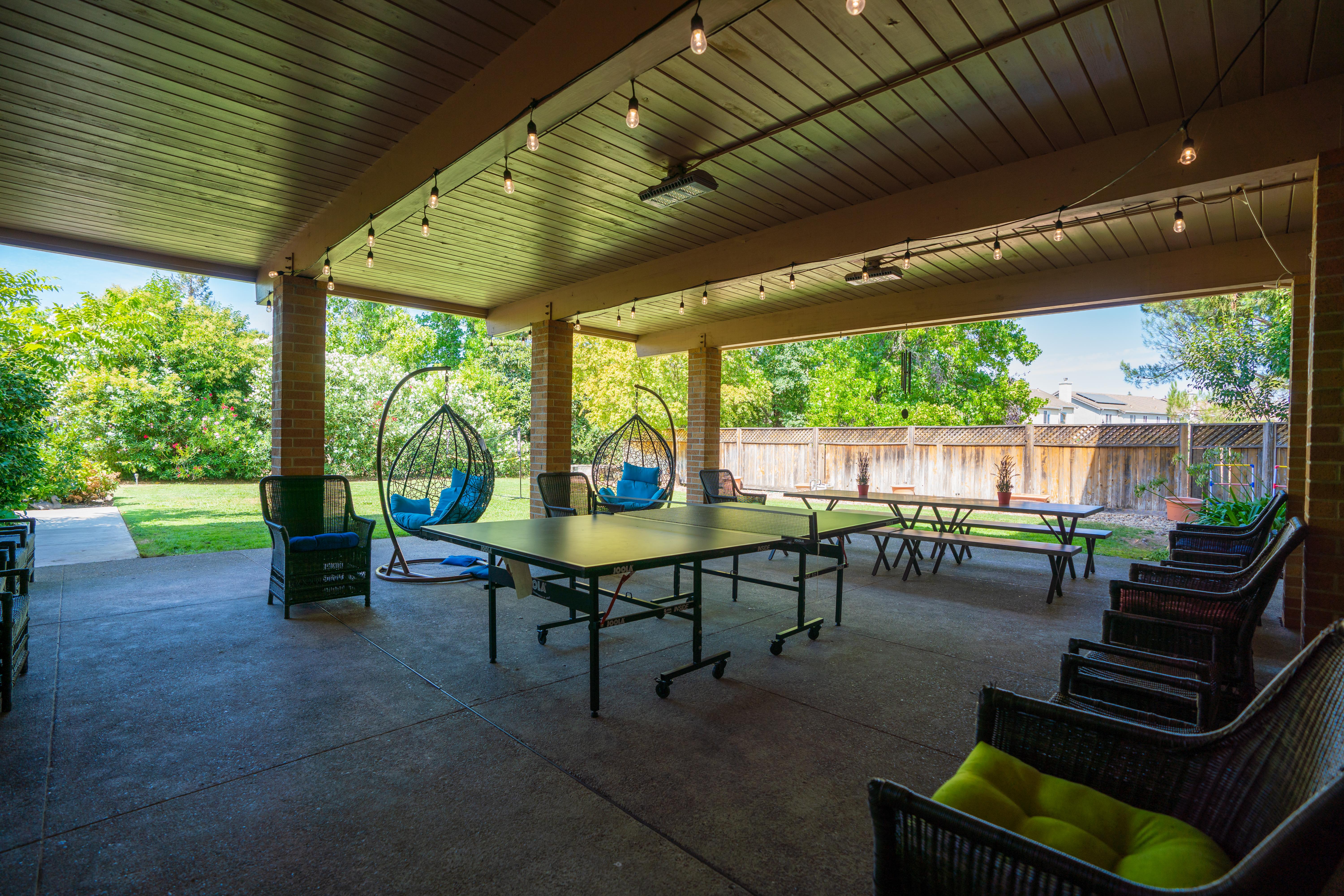 residencia Backyard02.jpg