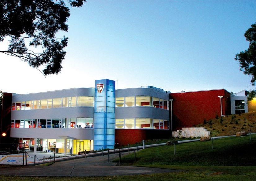 825_585_smapse-john-paul-international-college-australia-1.jpg