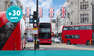 Desenvolva seu inglês em uma escola internacional e aprenda a usar ferramentas de IA aplicadas ao mercado de trabalho.