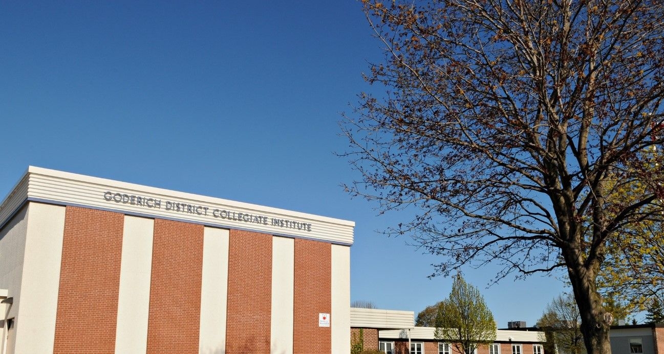 Goderich District Collegiate Institute.jpg